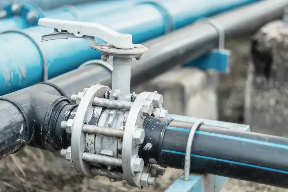 Desentupimento de coluna de água potável na Zona Sul RJ.