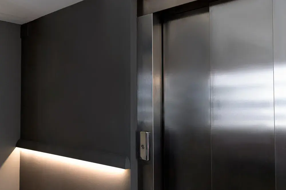 Limpeza de Poço de Elevador na Zona Oeste RJ: preserve a segurança e o funcionamento dos elevadores