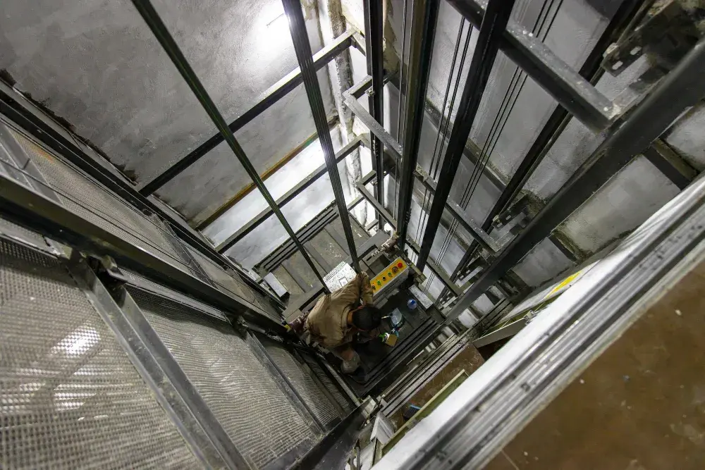 Limpeza de Poço de Elevador na Zona Sudoeste RJ